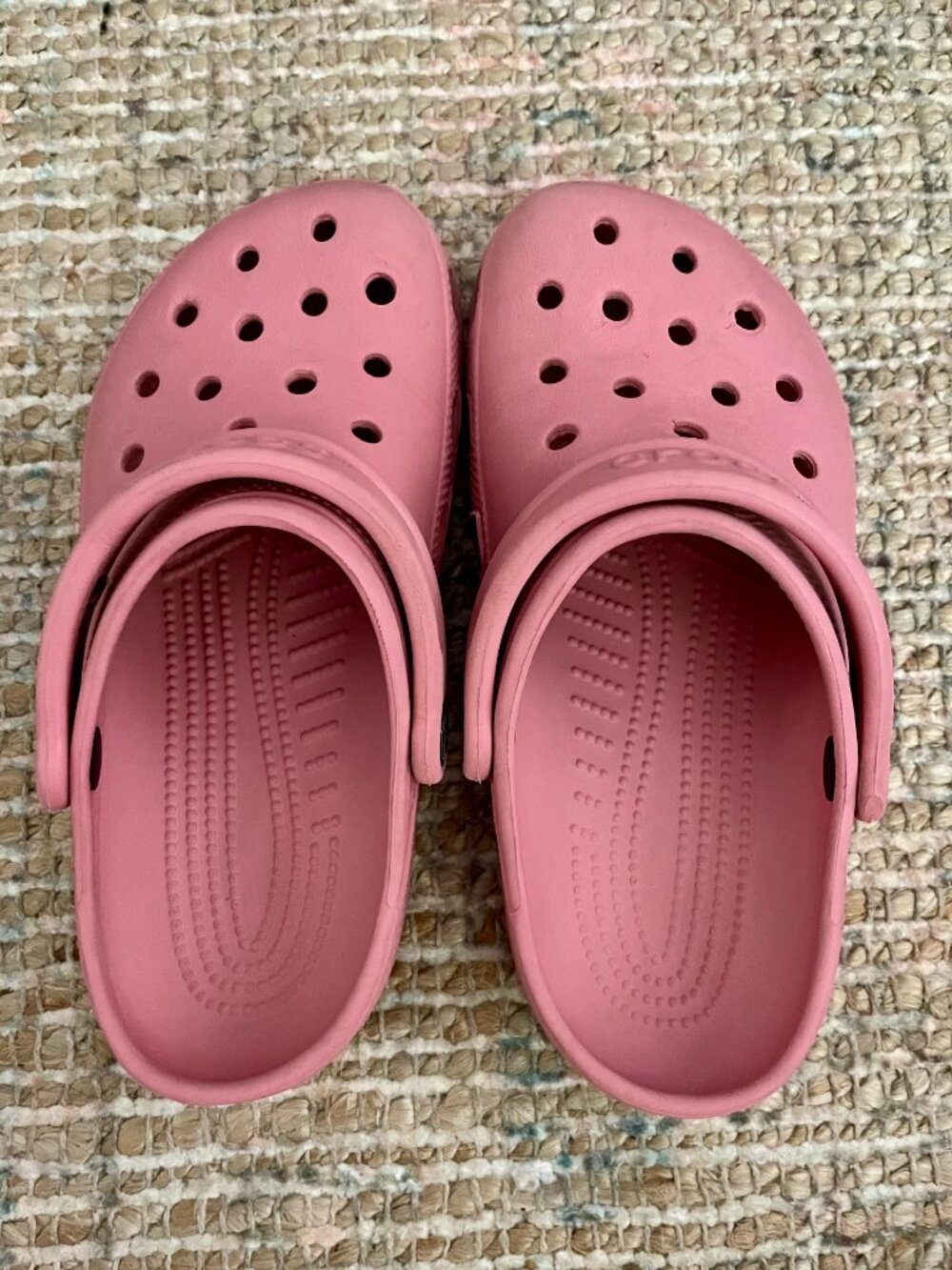 Crocs Rose Pink Clogs Slip ons Women's 6 Men's 4 - Picture 4 of 7